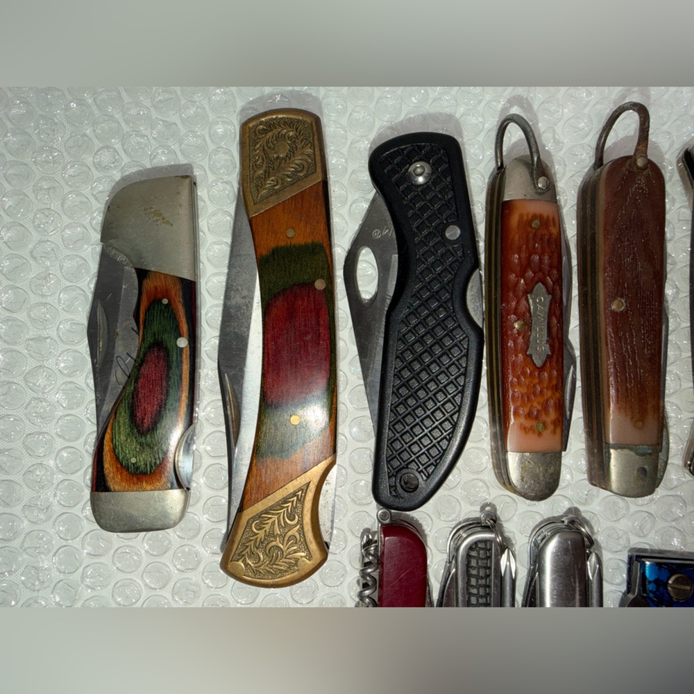 Knife Collection - Picture 5 of 10